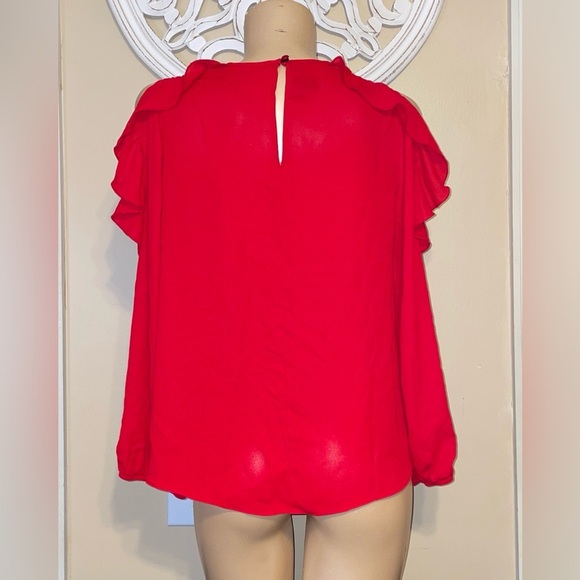 Iz Byer women’s XL 16 18 blouse Vibrant Red cold shoulder ruffle long sleeve - Picture 7 of 8